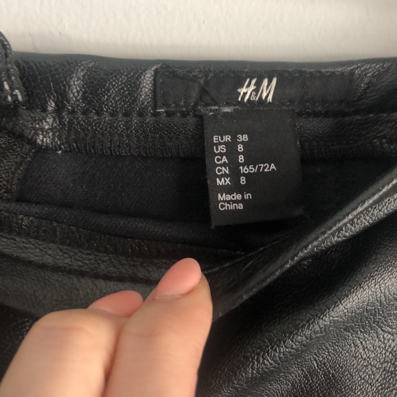 H&M Faux Leather Mini Skirt - Picture 5 of 14